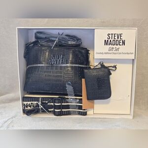 Steve Madden Gift Set Crossbody,  Additional Strap and Coin Purse Keychain